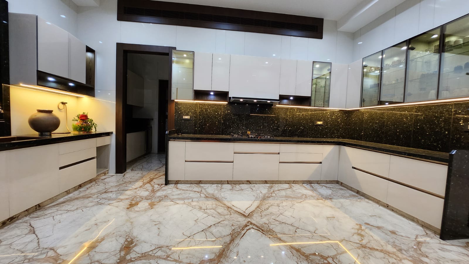 Modular Kitchen in Mohali by Go Kitchen