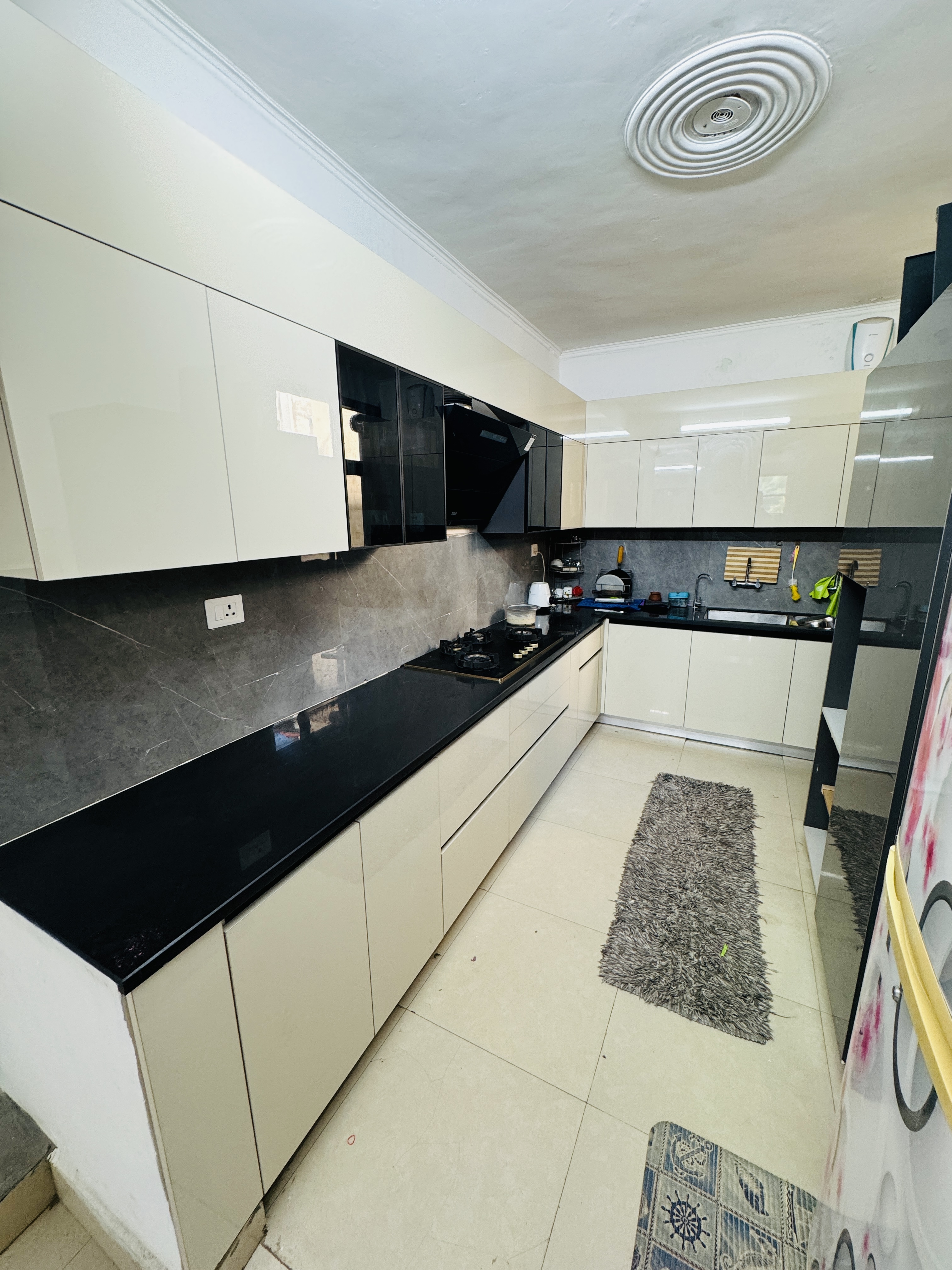 Trendy & Functional Modular Kitchen Designs in Mohali by Go Kitchen
